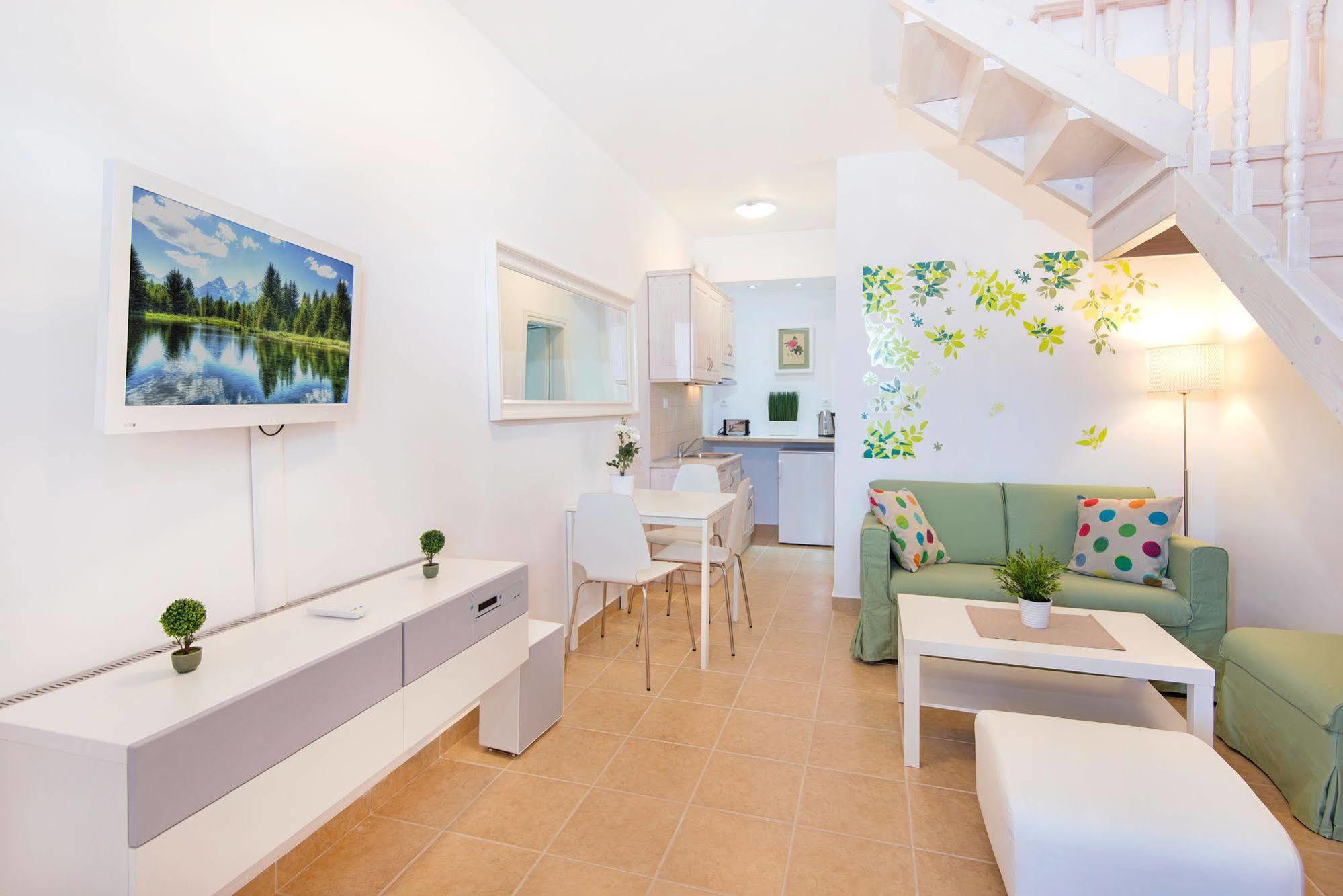 Lindos Harmony Suites ภายนอก รูปภาพ