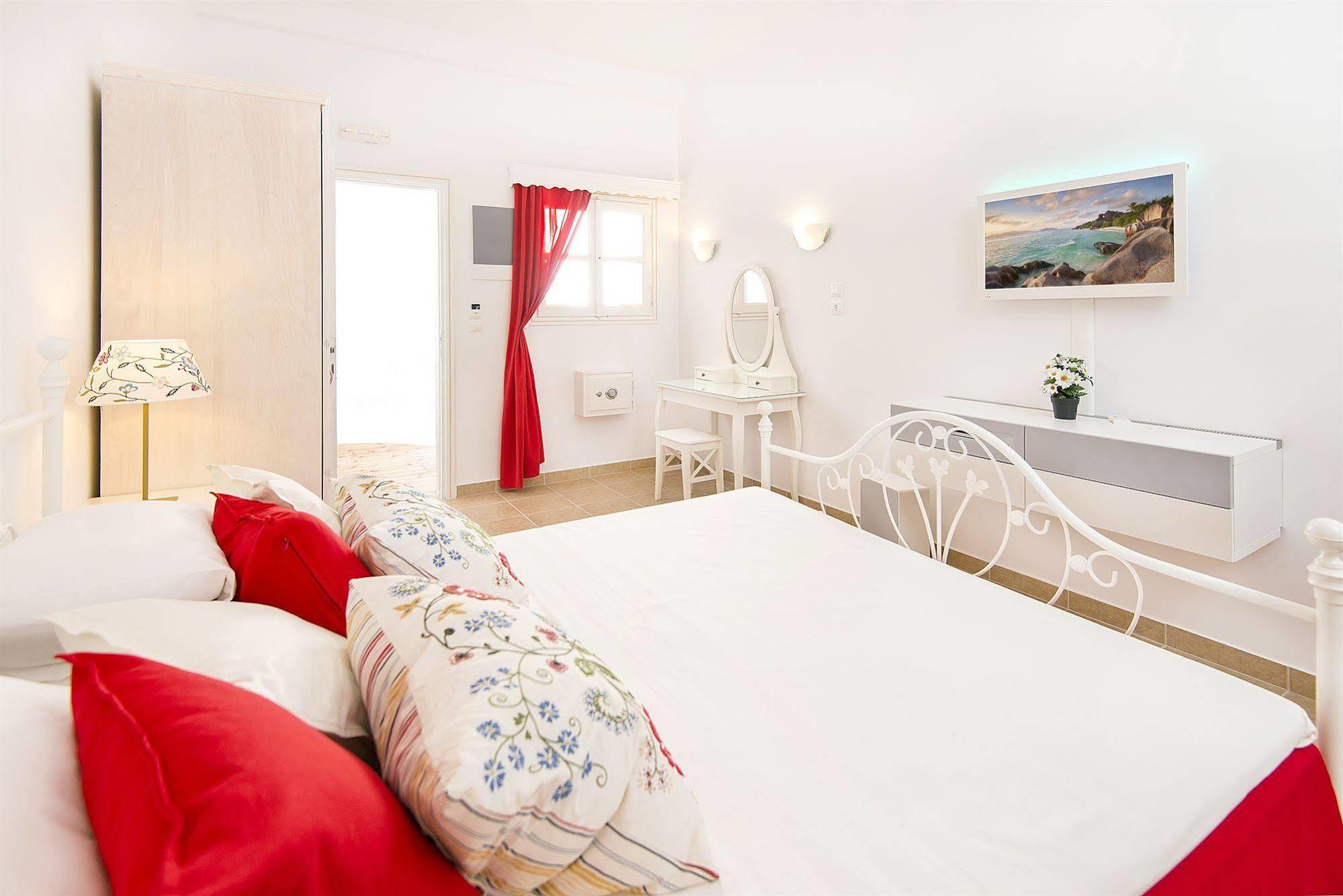 Lindos Harmony Suites ภายนอก รูปภาพ
